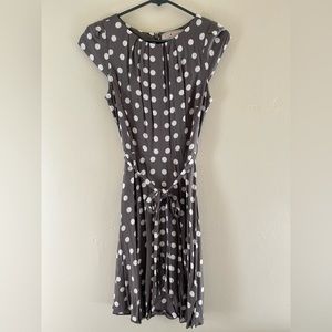 Billie & Blossom by Dorothy Perkins 100% viscose grey polka dot mini dress